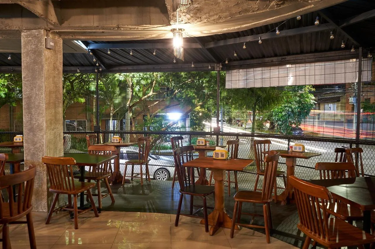 Farum Hotel 麦德林