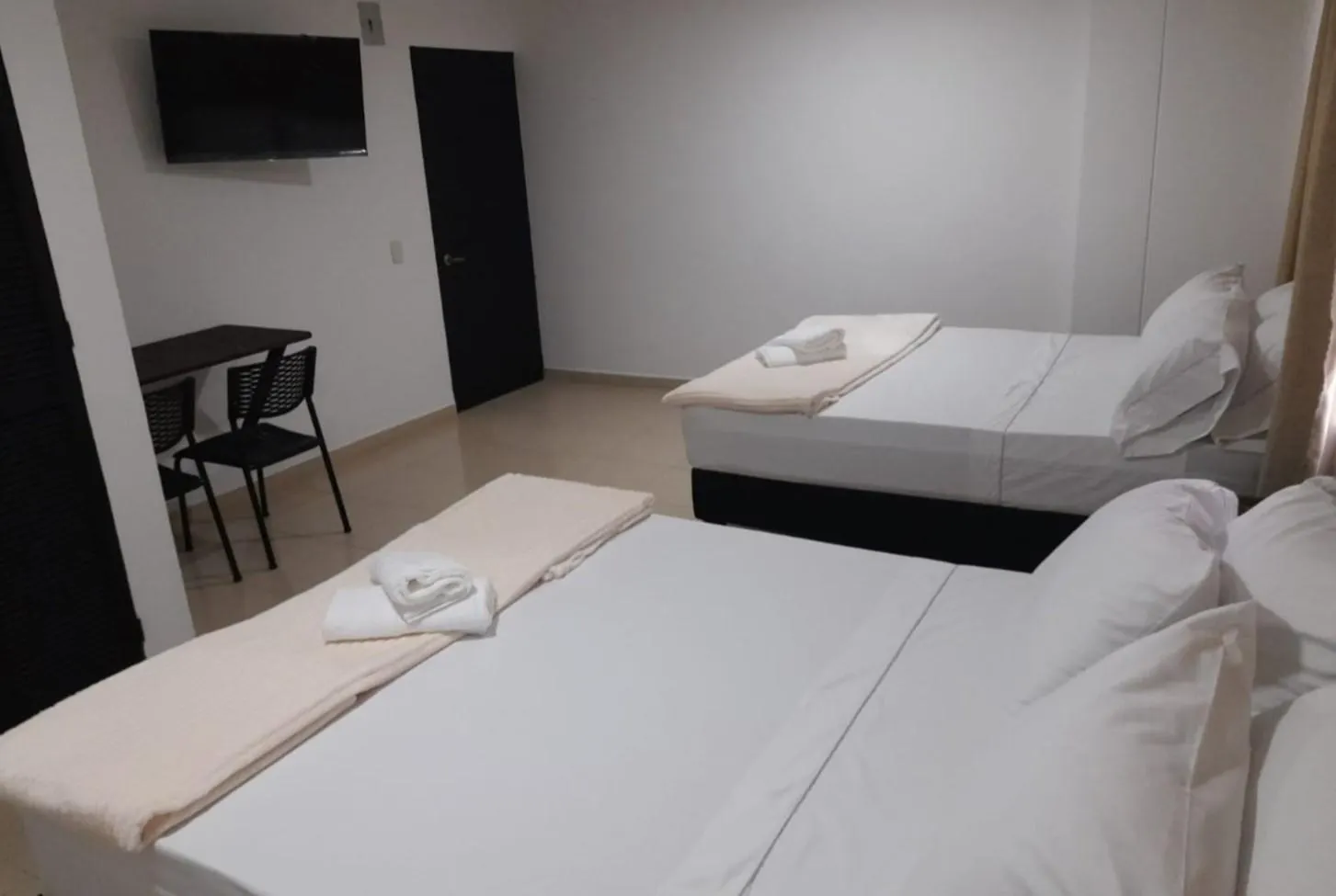 Farum Hotel Medellin